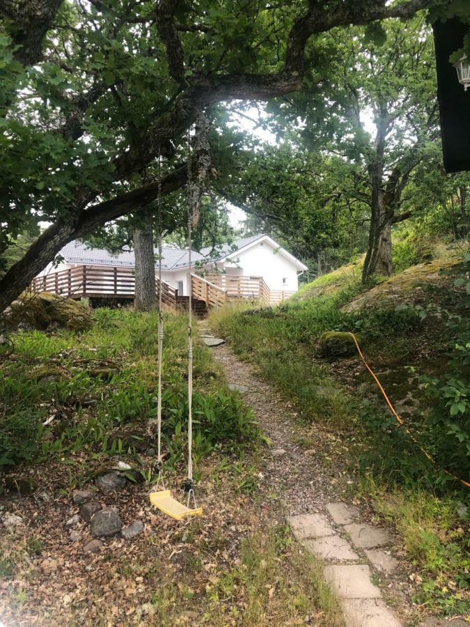 Lomamokki 25 Km Turusta Hotel Masku Kültér fotó